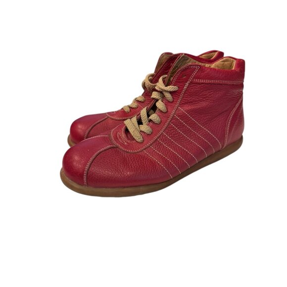Beta Red Leather High-Top Sneakers Size 40 US Women's 9 Casual Comfort Shoes - Picture 2 of 9